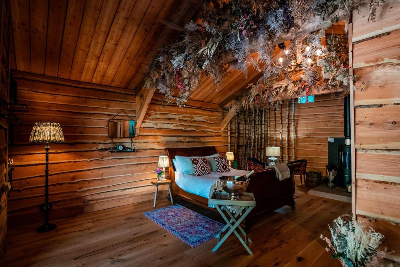 Готель Longville House Upper Welson Екстер'єр фото